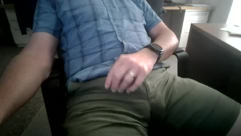 hornyhubby1001 online show from June 30, 4:06 pm