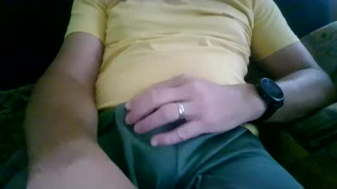 hornyhubby1001 online show from June 27, 6:58 pm
