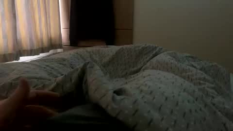 Snapshot of hornyian91 chatting on December 7, 9:33 am Liverpool lad online show from December 7, 9:33 am