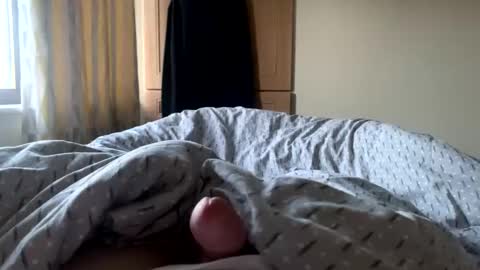 Snapshot of hornyian91 chatting on December 8, 8:20 am Liverpool lad online show from December 8, 8:20 am