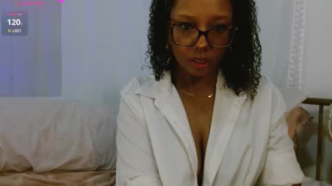 Horny Little Honey online show from February 28, 5:26 am