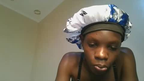 Snapshot of hornylittleprinces chatting on October 4, 7:00 pm Princes online show from October 4, 7:00 pm