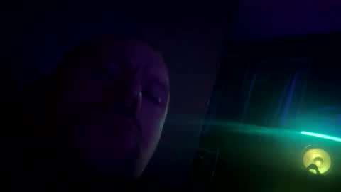 hornyman1992l online show from May 12, 7:39 am