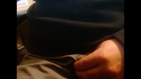 Snapshot of hornypilotguy chatting on December 1, 10:45 pm hornypilotguy online show from December 1, 10:45 pm