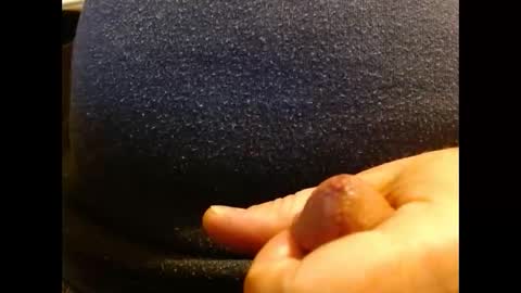 Snapshot of hornypilotguy chatting on October 18, 8:40 am hornypilotguy online show from October 18, 8:40 am