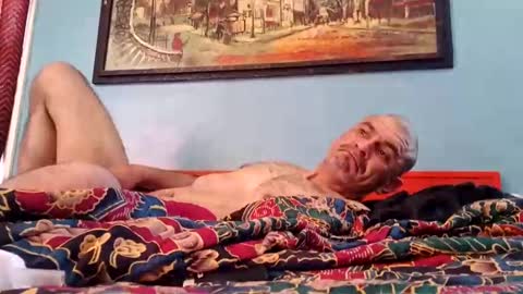 hornysaint310 online show from September 8, 11:37 pm