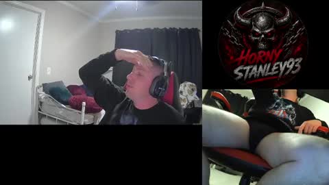 hornystanley93 online show from July 10, 4:50 am