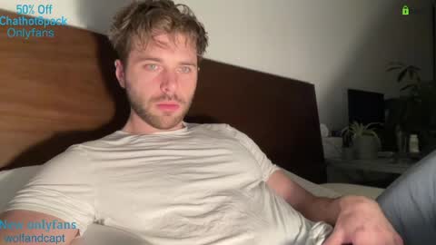 Edward aka Wolf online show from April 2, 2:41 am