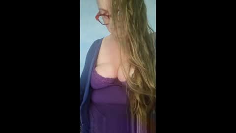 hot_angel_66 online show from January 9, 3:39 pm