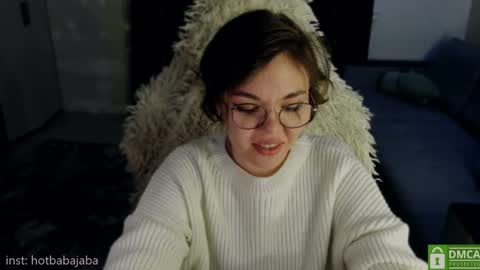   online show from March 3, 6:35 pm