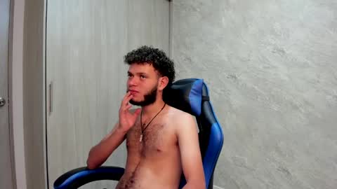 hot bad boy69 online show from April 15, 11:05 pm