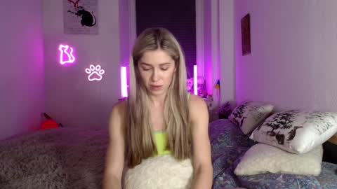 Dashka online show from February 12, 11:19 pm