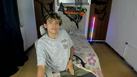 hot bunny online show from October 30, 2:12 am