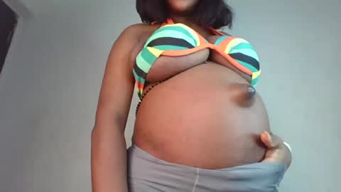 Zarah online show from July 28, 4:27 pm