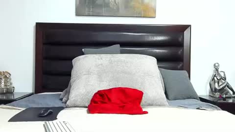 hot_chocolate4u online show from July 31, 6:42 pm