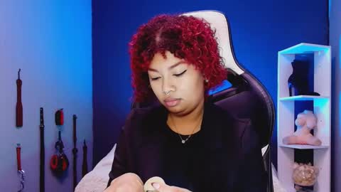 hot chocolate 4u online show from December 17, 12:34 pm