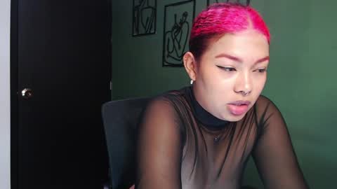 hot chocolate 4u online show from April 24, 12:12 am