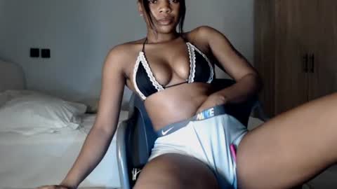 sonia  mis choco online show from July 31, 2:56 am
