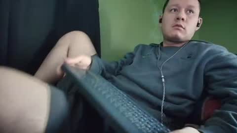 hot_guy36 online show from July 28, 4:27 pm