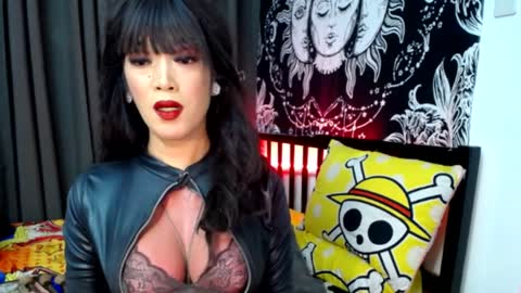 Jessica Cumshow FOLLOW ME online show from April 10, 11:26 am