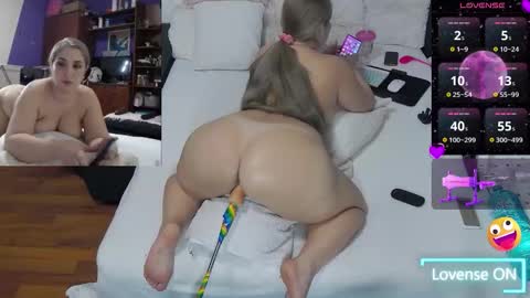 Jessica  Tyler online show from November 24, 10:25 am