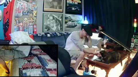 hot_krispy_kreme online show from May 7, 2:18 am