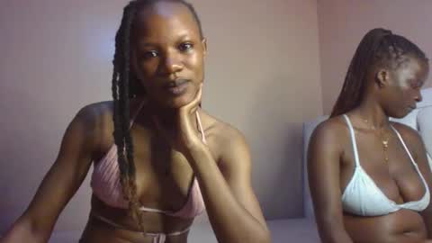 hot petite100 online show from October 7, 7:32 pm