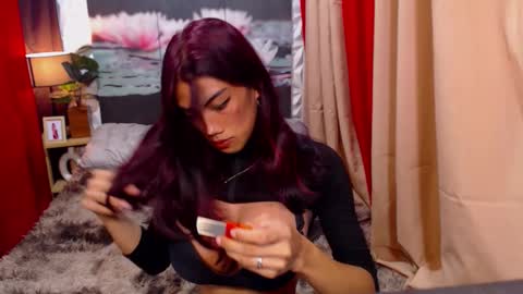 Julli Anna online show from December 4, 12:49 pm