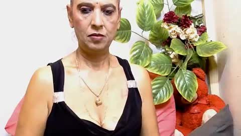 hot queen online show from July 26, 8:34 am