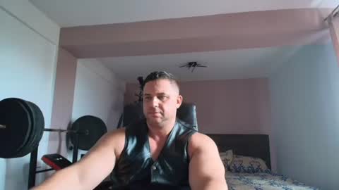 Stefano.. online show from August 8, 3:33 pm