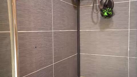 hotandhandy96 online show from February 4, 9:02 am