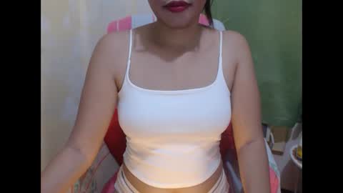 hotasianayra69 online show from December 17, 11:33 pm