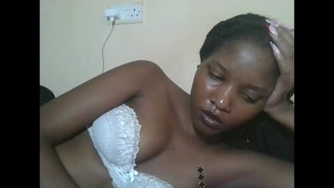 love online show from April 1, 4:48 pm