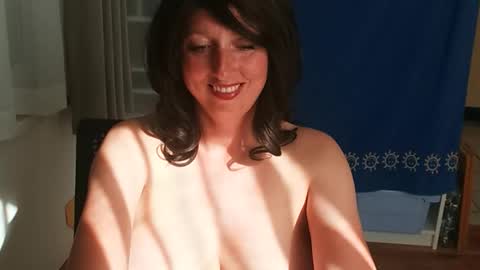 Hot Destany online show from May 8, 3:28 pm