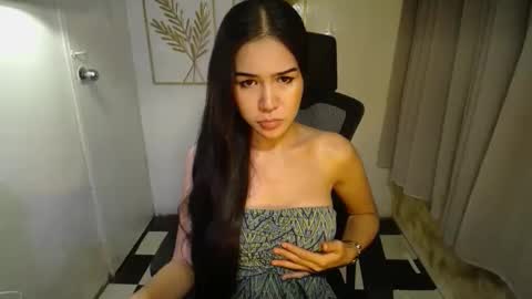 GWEN online show from October 21, 6:11 pm