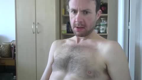 Le jardinier sexy online show from April 6, 7:09 am