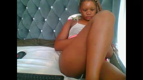 LOYCE online show from January 11, 12:33 pm