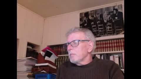 Snapshot of hotlux_54 chatting on October 31, 10:21 pm hotlux_54 online show from October 31, 10:21 pm