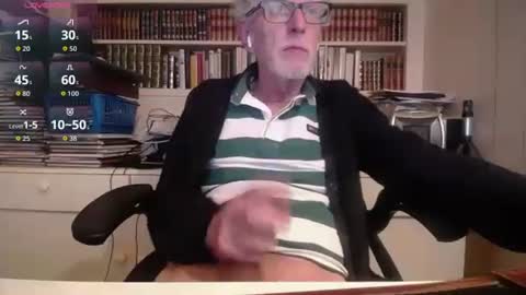 hotlux_54 online show from May 1, 10:59 pm