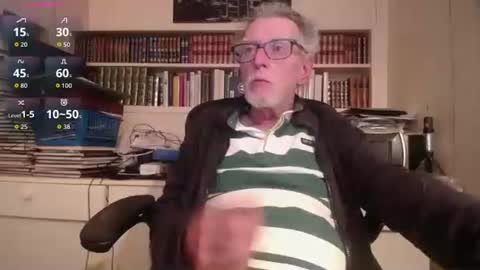 hotlux_54 online show from May 8, 10:59 pm