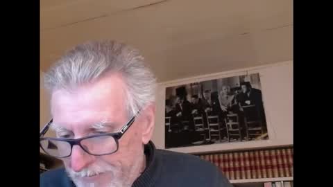 Snapshot of hotlux_54 chatting on September 27, 11:19 am hotlux_54 online show from September 27, 11:19 am