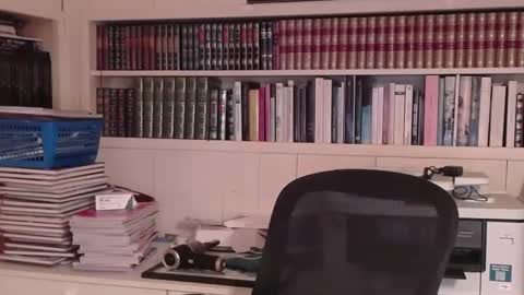 Snapshot of hotlux_54 chatting on December 8, 11:18 pm hotlux_54 online show from December 8, 11:18 pm