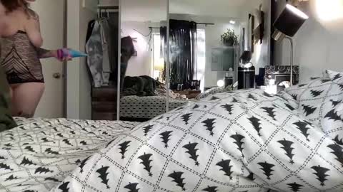 Annabelle online show from January 5, 10:13 pm