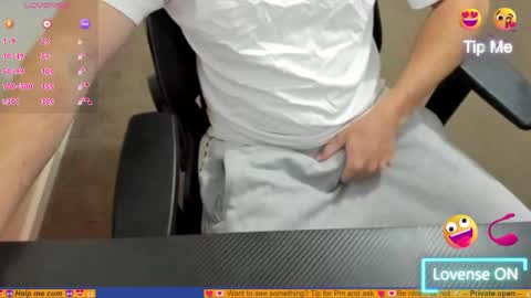 Cum and play X online show from April 14, 7:33 am