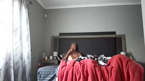 hotmrandmrscouple online show from December 23, 3:45 am