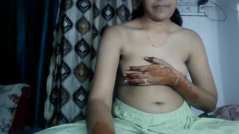 lola online show from November 27, 2:58 pm