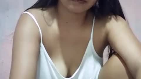 hotpink4u04 online show from June 13, 10:31 pm