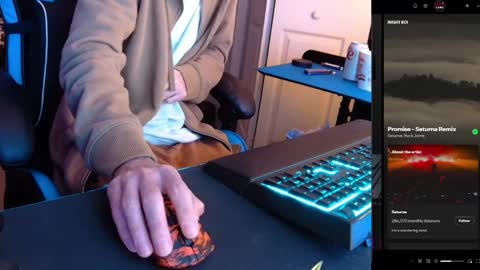 hotpumpkinpies online show from April 6, 3:04 am