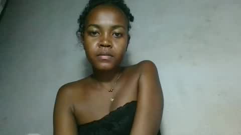 hotskinny98 online show from February 28, 8:24 pm