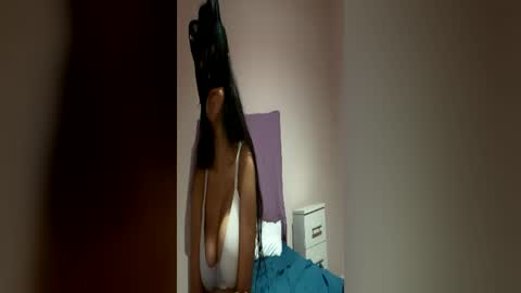 hotslut_01 online show from June 20, 10:49 pm